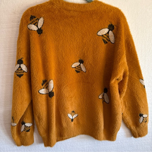 NWT Simply Southern Fuzzy Bumble Bee Sweater Women’s XL Soft Fluffy READ DESCRIP - Picture 8 of 9